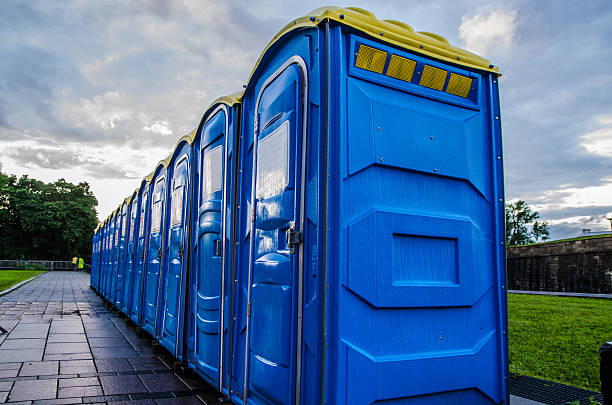 Best Portable toilet rental cost  in Spencer, WV